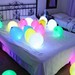 暖かい季節はビビッドにいこう♪春のネオンネイル特集♪
