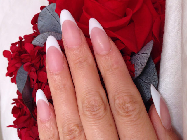 自爪みたいに自然で美しいネイルになる バーチャルフレンチとは Itnail