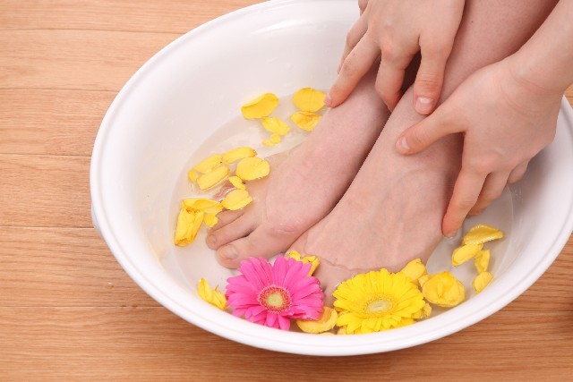 フットのジェルネイルには気をつけて 足の巻き爪にならないように気をつけること Itnail