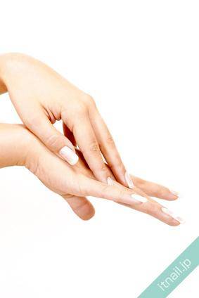 健康な爪を守るために セルフネイルで 美爪を保つ テクニック Itnail