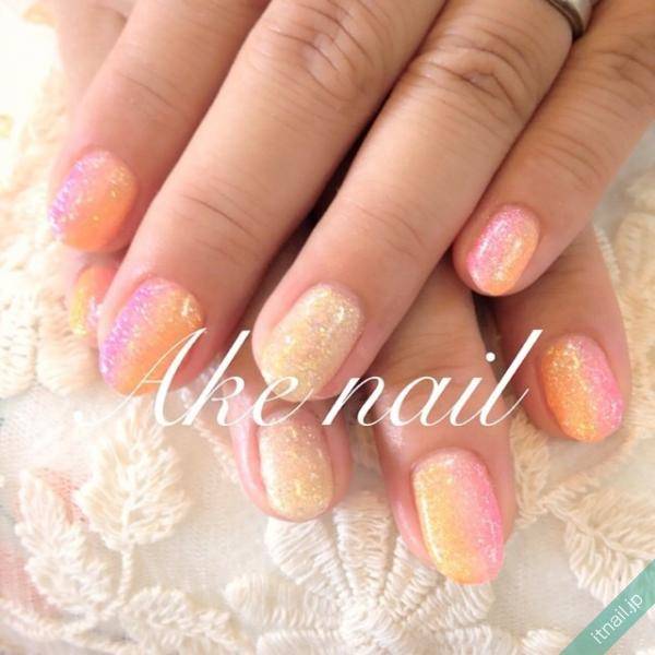 質感を楽しむ ザラザラ感が新鮮な シュガーネイル に注目 Itnail 質感を楽しむ ザラザラ感が新鮮な シュガーネイル に注目 Itnail