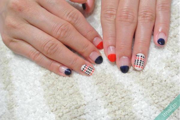 表情いろいろ ネイビー オレンジでつくるネイルデザイン5選 Itnail