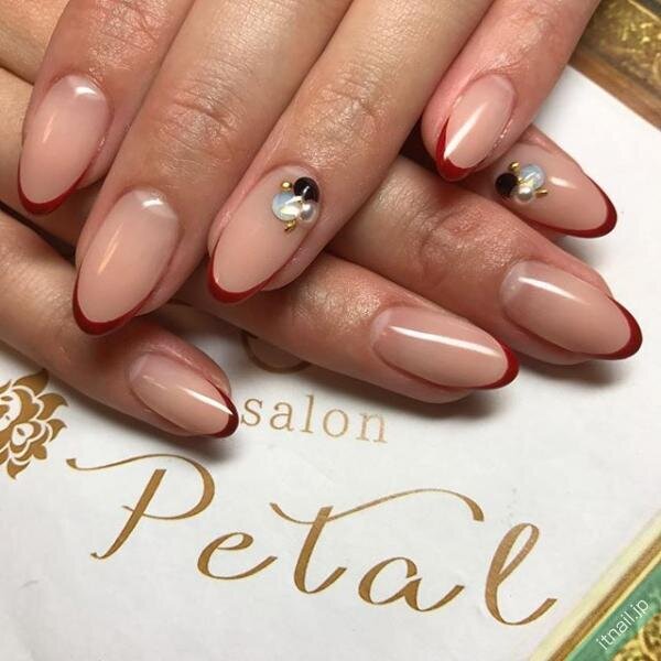 王道フレンチ スキニーフレンチネイル でつくる愛されモテ指 Itnail