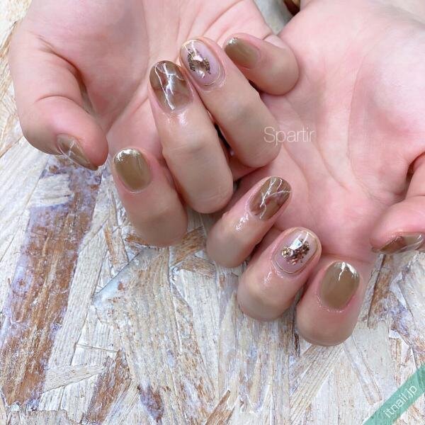 ハンドにもフットにも 秋が似合う 天然石ネイル デザイン９選 Itnail