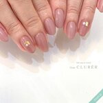 あたたかみをアップ!シンプルネイルにはゴールドをプラスして♡