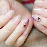 シックにお洒落に。ダークパープルをポイント使いしたネイル特集