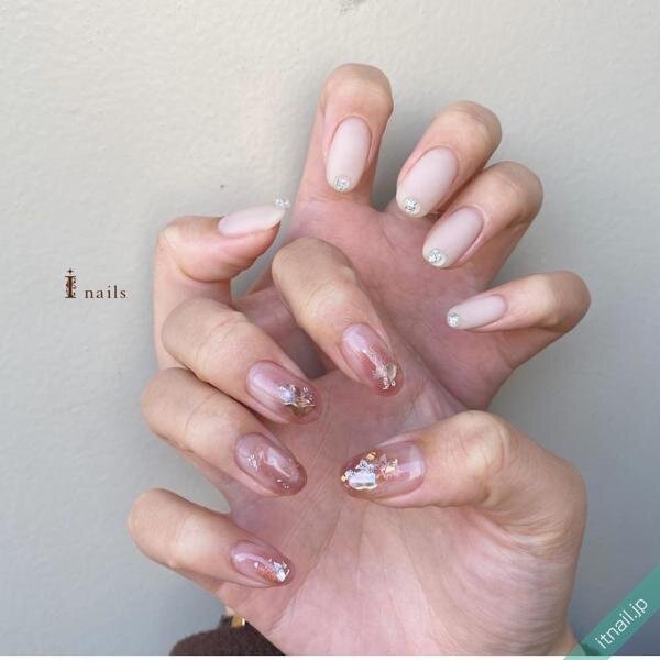 マット ツヤネイルであか抜けよう こなれ感アップのデザイン集 Itnail