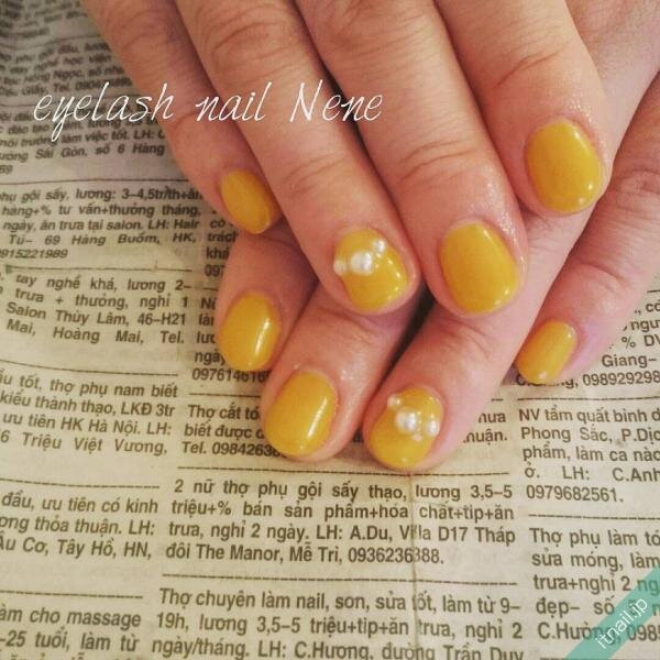 21年のトレンドカラー イルミネイティングをネイルに取り入れて Itnail