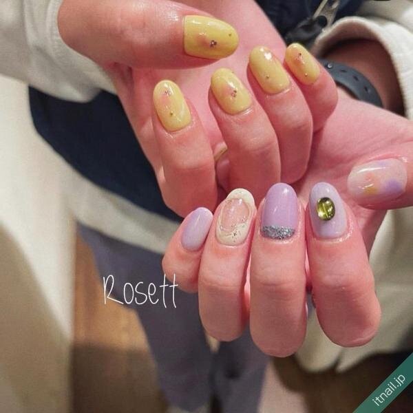 オシャレにきまる イエロー のアシンメトリーネイル10選 Itnail