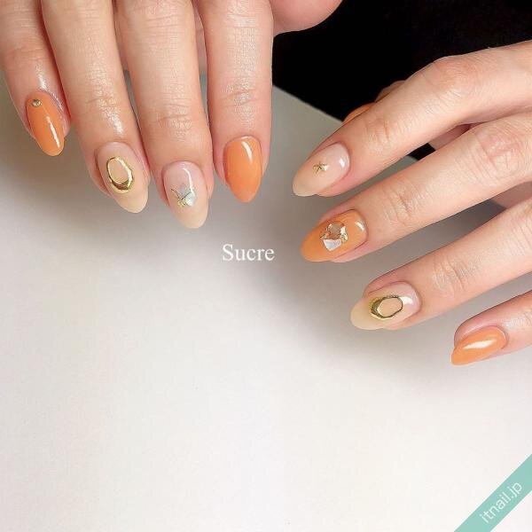 オールシーズンok メタリックフレーム を使った大人ネイル Itnail