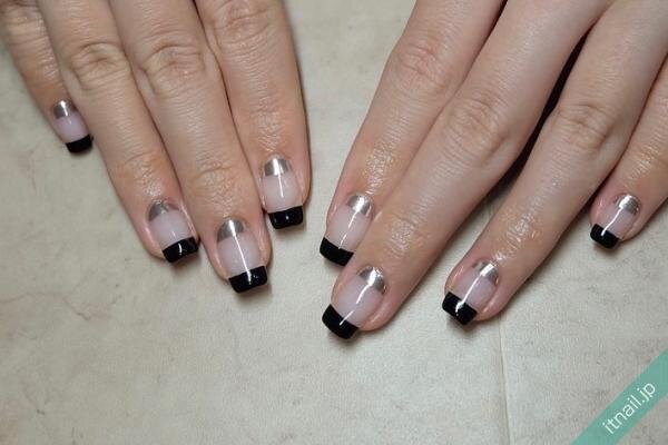 コレ楽しめたら上級者 ブラックネイル でスタイリッシュに決める デザイン8選 Itnail