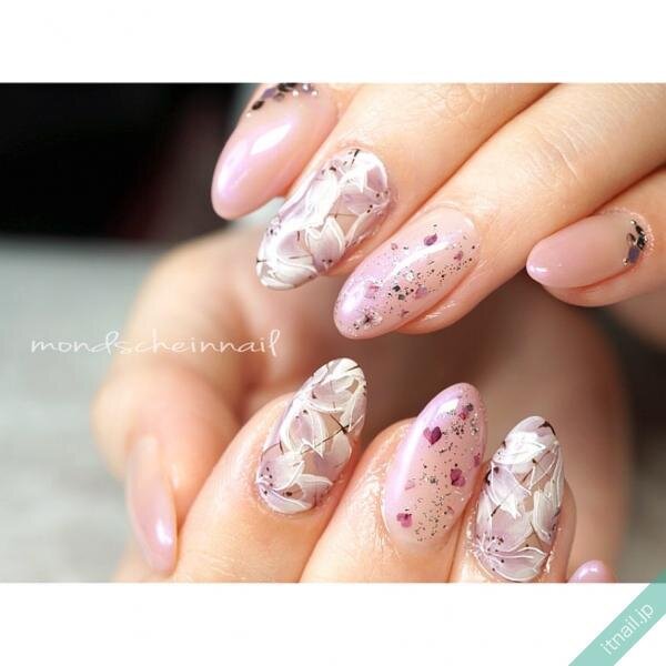 桜ネイル で指先から春を満喫 おすすめデザイン 22 Itnail