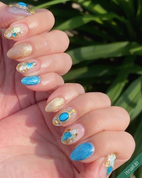 いつものネイルにオン ターコイズストーン を使ったデザイン10選 Itnail