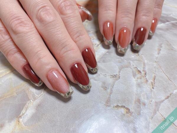 秋色を楽しもう 旬なブラウンネイルで美人な指先に Itnail 秋色を楽しもう 旬なブラウンネイルで美人な指先に Itnail
