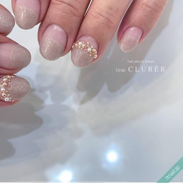 ころんとした形に注目 バルーンフレンチネイルのデザインバリエ Itnail ころんとした形に注目 バルーンフレンチネイルのデザインバリエ Itnail