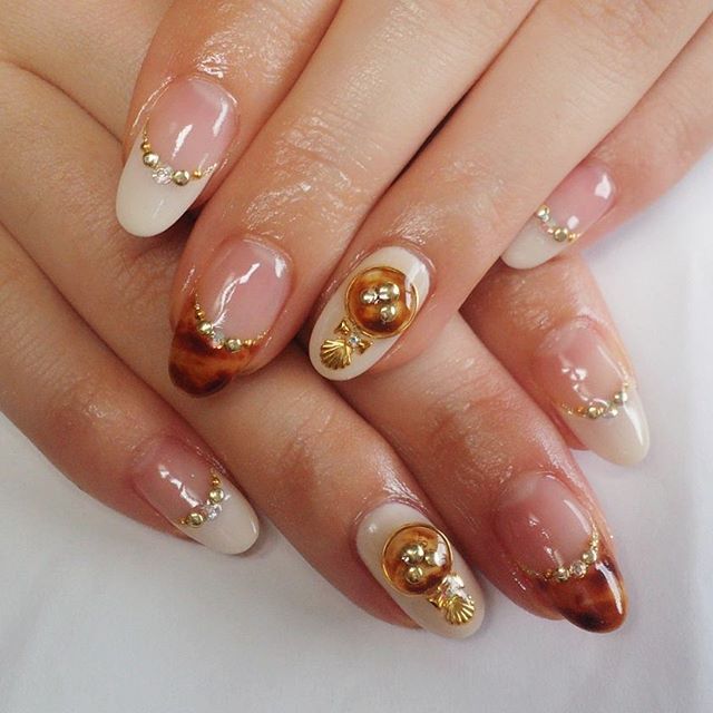 初心者セルフネイラーでも簡単にできちゃう パフュームネイル が一押し Itnail