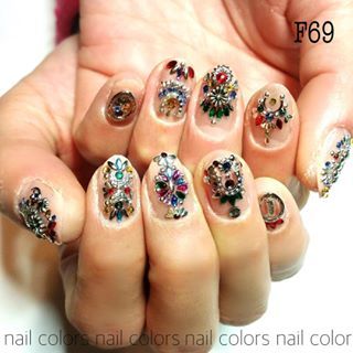 人気モデルも通う実力派サロン Colors Nailの繊細ネイルデザインがステキすぎるっ Itnail
