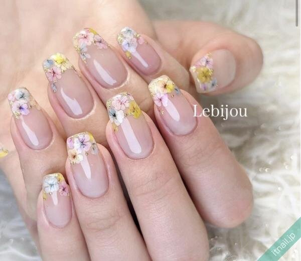 Le bijouが投稿したネイルデザイン [photoid:I0126410] via Itnail Design (747838)